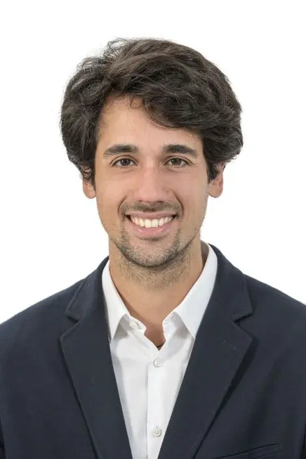 Ángel García - Traductor e Interprete Profesional